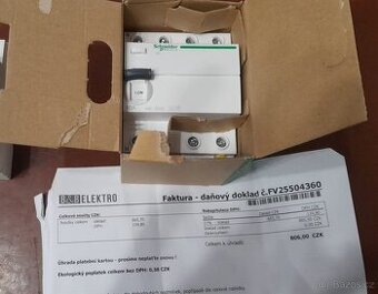 Proudový chránič Schneider 3x40A iID - NOVÝ