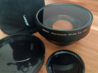 0.8x wide lens Nikon WC-E80 + redukce UR-E8