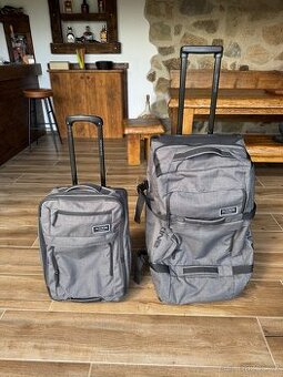 Cestovní tašky Dakine Split Roller 110 a 45+ L