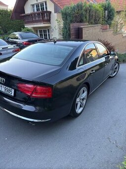 Audi A8,3.0tdi,184kw,250ps,model 2013,max vybava,20alu