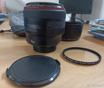 CANON EF 85 mm 1.2 II L USM + filtr UV Hoya Pro1