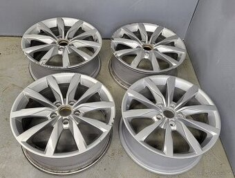 Originál 17" VW Dijon 5x112 Golf 7 GTD GTI