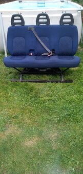 PRODÁM TROJSEDAČKU DO FIAT DUCATO 2002-2005 MODRÁ PĚKNÁ