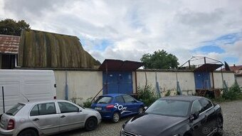 Pronajem Haly v Praze Uhřiněves 25x10m, 250m2.