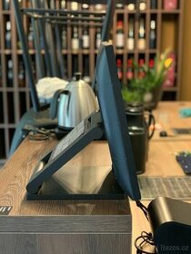 PC, dotykový display