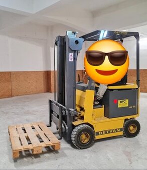 VZV Detvan AV 16, elektrická zdvižka s bočným posuvom