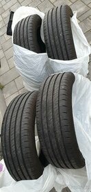 Goodyear EfficientGrip Performance 205/55 R17 95V - 1
