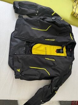 Motorkářská bunda