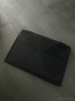 HP OMEN 15 | i5-8300H | GTX 1050 | 32 GB RAM | 1 TB SSD