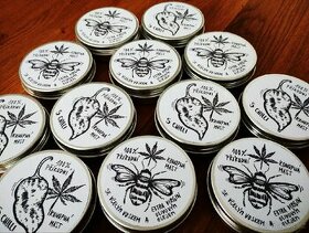 přírodní konopná mast (konopí,olivový olej, včelí vosk)