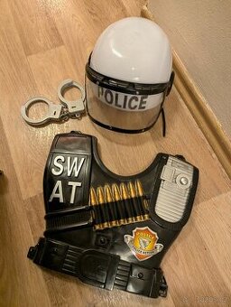 Kostym policie na karneval