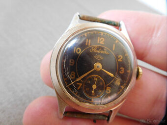 STARÉ HODINKY POBEDA