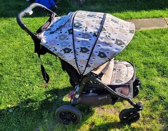 Dětský kočárek VALCO Snap 4 s nafukovacími kolečky