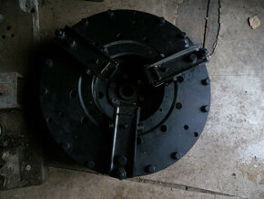 Hon setrvák, spojka UN