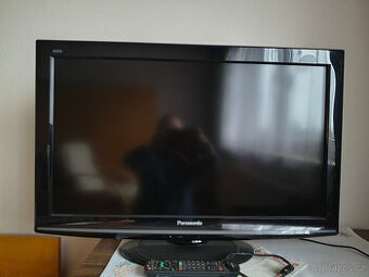 LCD televizor PANASONIC
