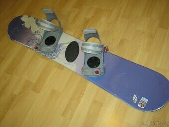 Snowboard CRAZY CREEK,délka 125 cm +vázání CC