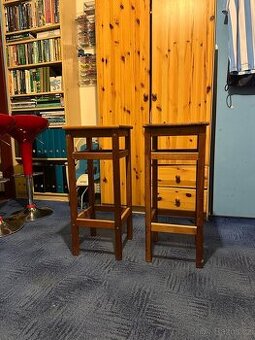 Dřevěné barové židle