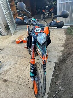 KTM LC4 640 SUPERMOTO