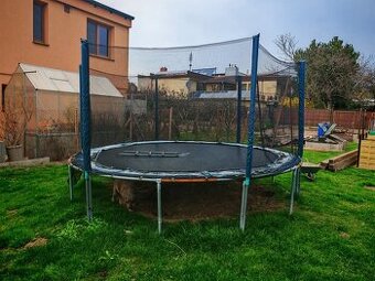 trampolína 4 m zachovalá