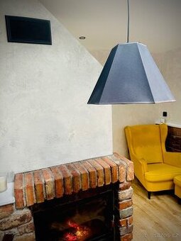 Stropní závěsné černo-zlaté svítidlo Argon