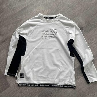 Prodám tričko Zara vel. 140