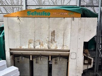 Průmyslový odsávač Schuko funkční