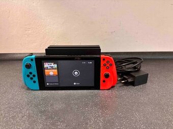 Konzole Nintendo Switch Neon Red / Neon Blue HAC-001(-01) +