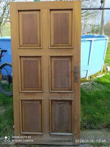 Dřevěné dveře 96x200 cm