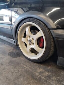 5x100 R17