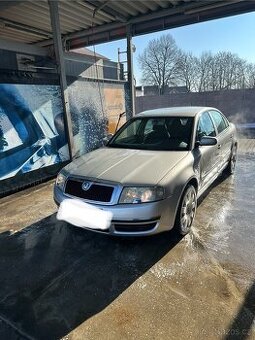 Škoda Superb 2.8 V6 MANUÁL