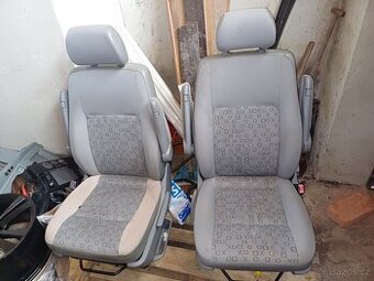 Autosedačky vw transporter T5