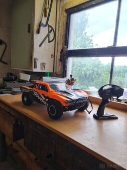 Traxxas slash 4x4 vxl