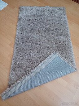 Krásný koberec 80 x 150, oč 1200 Kc