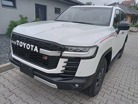 Land Cruiser LC 300 GR SPORT 3,3L TD, SLEVA
