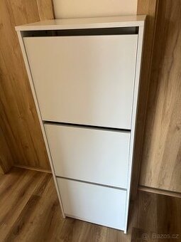 Botník IKEA Bissa