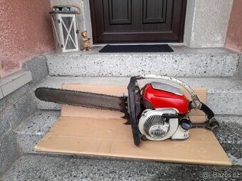 Historická motorová pila Stihl Contra