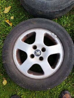 ALU KOLA R15 z Peugeotu 307