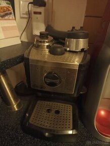 Kávovar DeLonghi