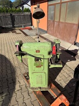 Dvoukotoučová bruska