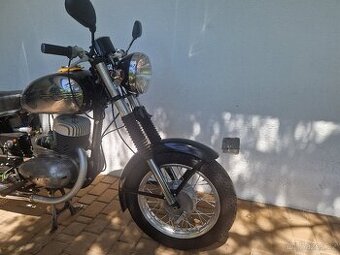 Jawa 250 typ 559 rv 67 platne doklady biele spz