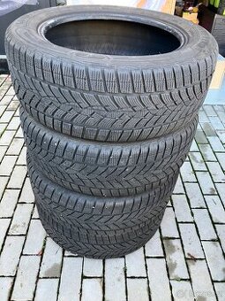 235 55 18 zimní pneu GoodYear