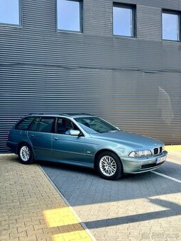 BMW 525iA Individual