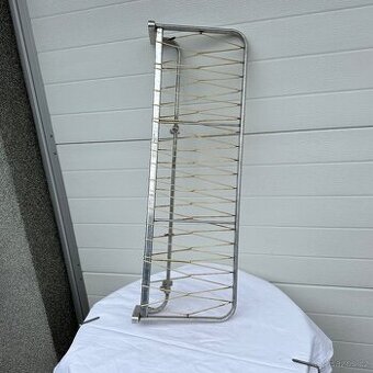 Starý alu chodbový věšák