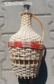 Prodám demižon 2 litry