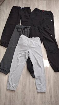 4x tepláky vel. 164