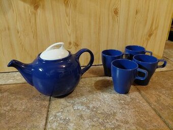 1.5 l konce porcelan + 4 hrnky