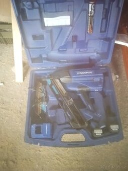 Plynová hřebikovačka