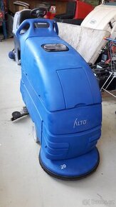 Podlahový mycí stroj Nilfisk Alto Encore L20 s vl.pojezdem