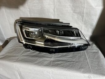 VW Multivan T7 pravý full led