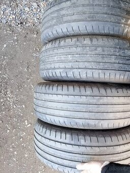 225/45/19 96w Goodyear - letní pneu 4ks